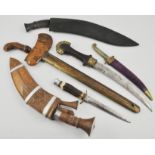 Small hunting knife and other knives, (6).