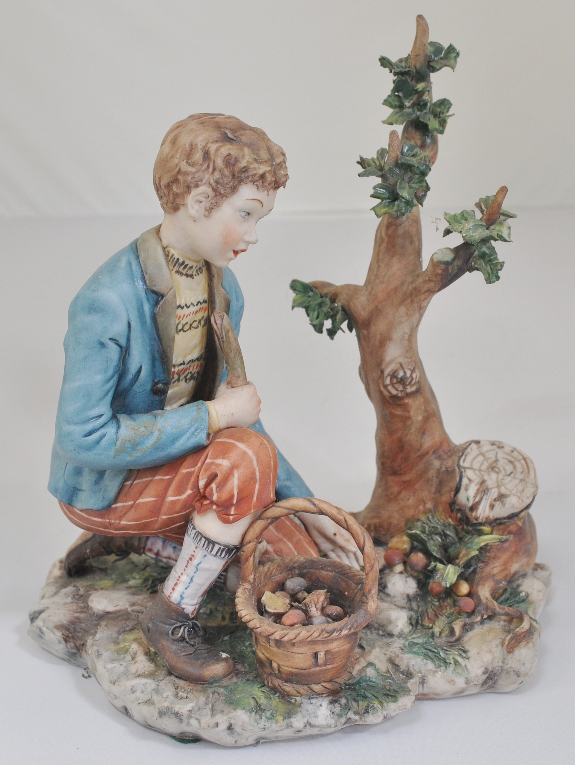 Pair of Capodimonte porcelain figures, Boy and Girl collection fruit, signed Volta, height 19cm, - Bild 3 aus 4