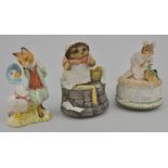 Beatrix Potter: Royal Albert group, Jemima Puddleduck with Foxy Whiskered Gentleman, 12cm,