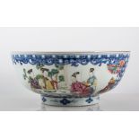 Chinese famille rose bowl, decorated with figures, (damaged), diameter 26cm.
