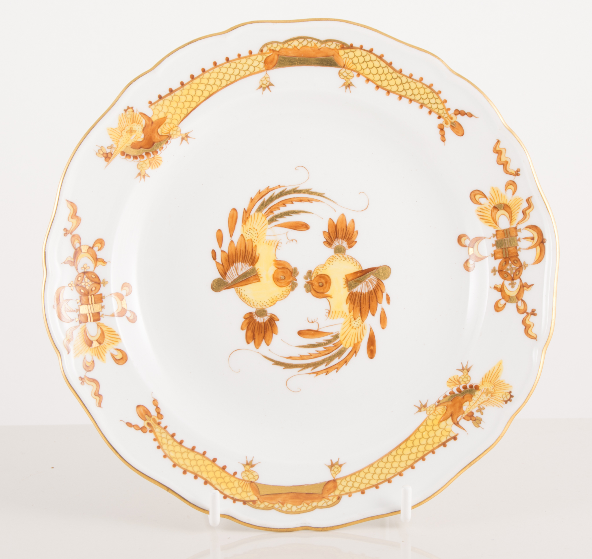 Meissen plate, diameter 19cm.