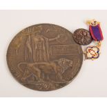 A WWI bronze death plaque, named Ralph Cox, a Grenadier Guards bronze medal and an Oddfellows badge,