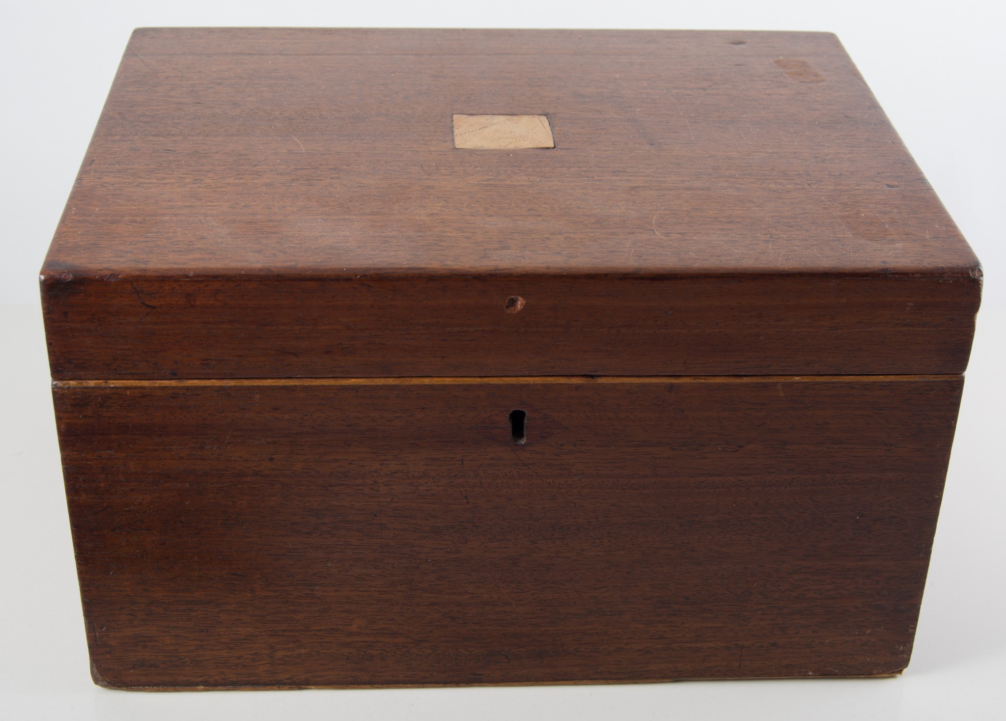 A rosewood tea caddy 26cm x 19cm x 15cm with three lidded tea compartments and baize lined