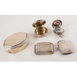 Five silver collectable items items, a plain silver sovereign case Chester 1903,