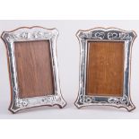 A matched pair of silver photograph frames, Deakin & Francis, Birmingham, 1900-01,