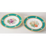 A Flight Barr and Barr Worcester plate, early 19th century, hand painted with band of cabbage roses,