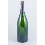 Champagne/Sparkling White: an unlabelled Jeroboam.