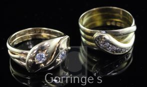 Two late 19th/early 20th century 18ct gold serpent rings, single headed triple band, Chester, 1899