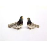 A PAIR OF SATURNO SILVER AND ENAMEL PIGEONS, the larger approximately 5.5cm beak to tail