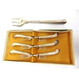 A LATE VICTORIAN SILVER BREAD OR MUFFIN FORK by Aide Lovekin Ltd, Birmingham 1900, 22cm long; with