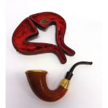 AN 18CT GOLD MOUNTED 'THE PRINCE' PIPE with original case, maker Albert Baker & Co (1898)Ltd, 17cm