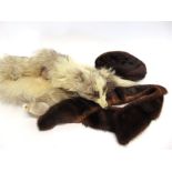 A FOX FUR STOLE a fur hat and a fur collar (3)
