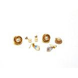 A PAIR OF 14 CARAT GOLD CULTURED PEARL EARSTUDS 3.6g gross; a 9 carat gold cultured pearl pendant; a