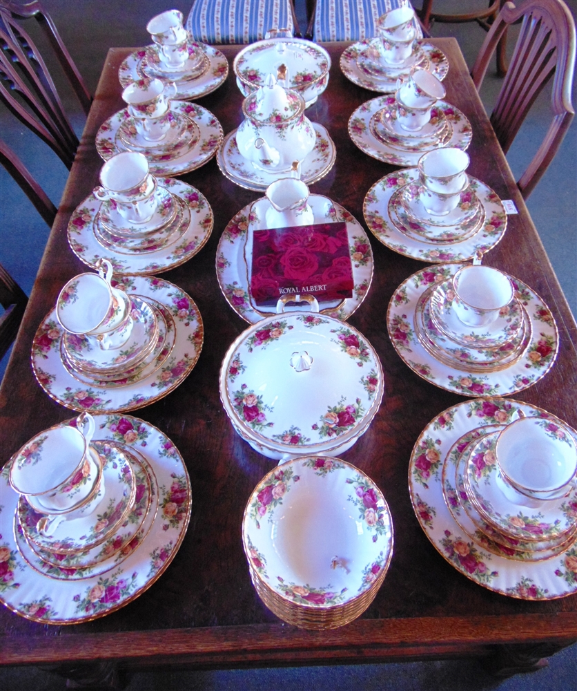 A LARGE COLLECTION OF ROYAL ALBERT 'OLD COUNTRY ROSES' WARES including 19 tea cups, 18 saucers,