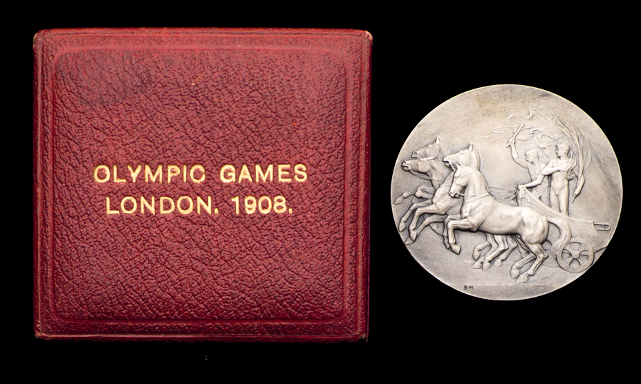 London 1908 Olympic Games cased silver version of the participant's medal, by Vaughton, 60gr.