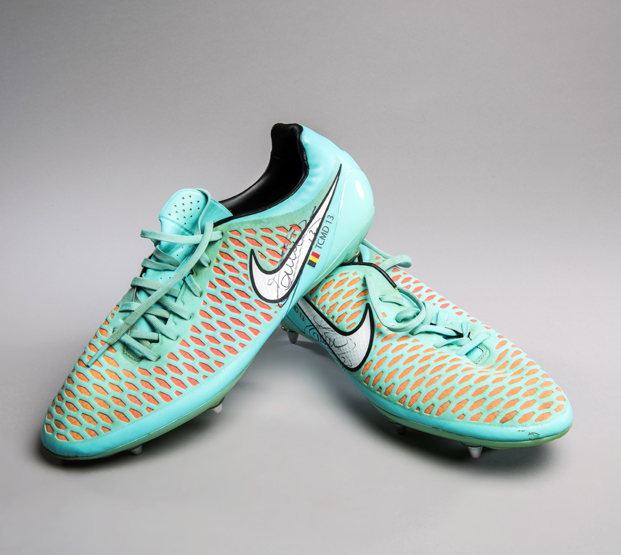 thibaut courtois boots
