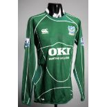 David James: a green Portsmouth goalkeeping jersey season 2007-08, Premier League badges,