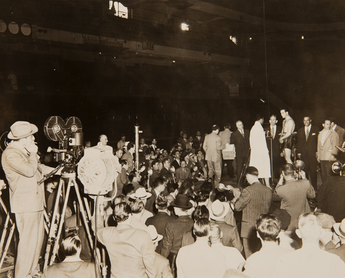 Original black & white press photograph of the Joe Louis v Billy Conn weigh-in at the Polo Grounds,