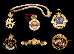 Three groups of Sandown Park badges, for the years 1897, 1898 & 1899, i) 1897: a gentleman's badge,