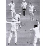 Sir Richard Hadlee autographed 400th Test Wicket photographic print, a 10 by 8in.