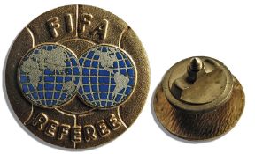 FIFA Referee's lapel badge 1950s gilt-metal & enamel