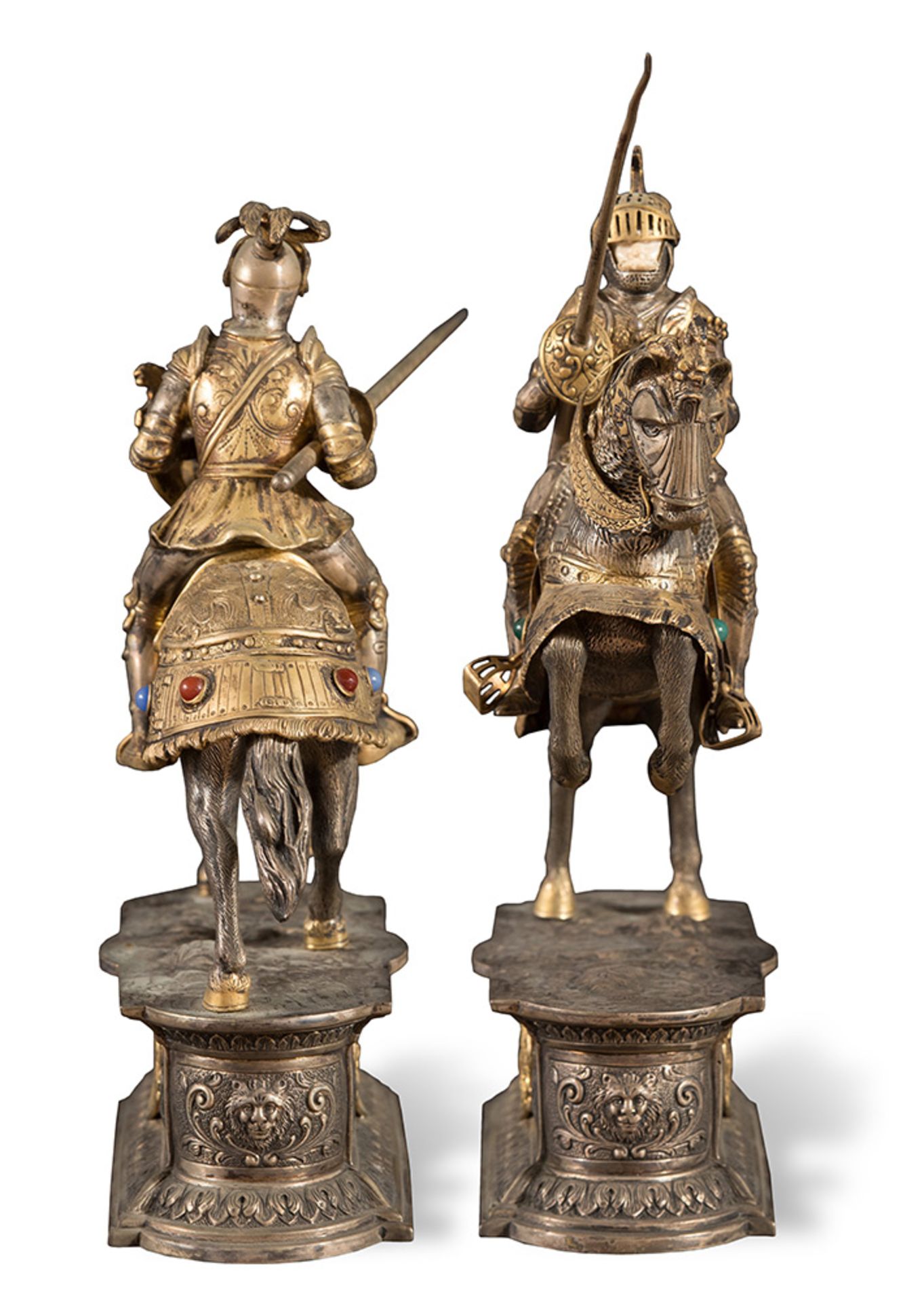 Pair of silver sculptures depicting Jousting Knights on Horseback - Image 2 of 2