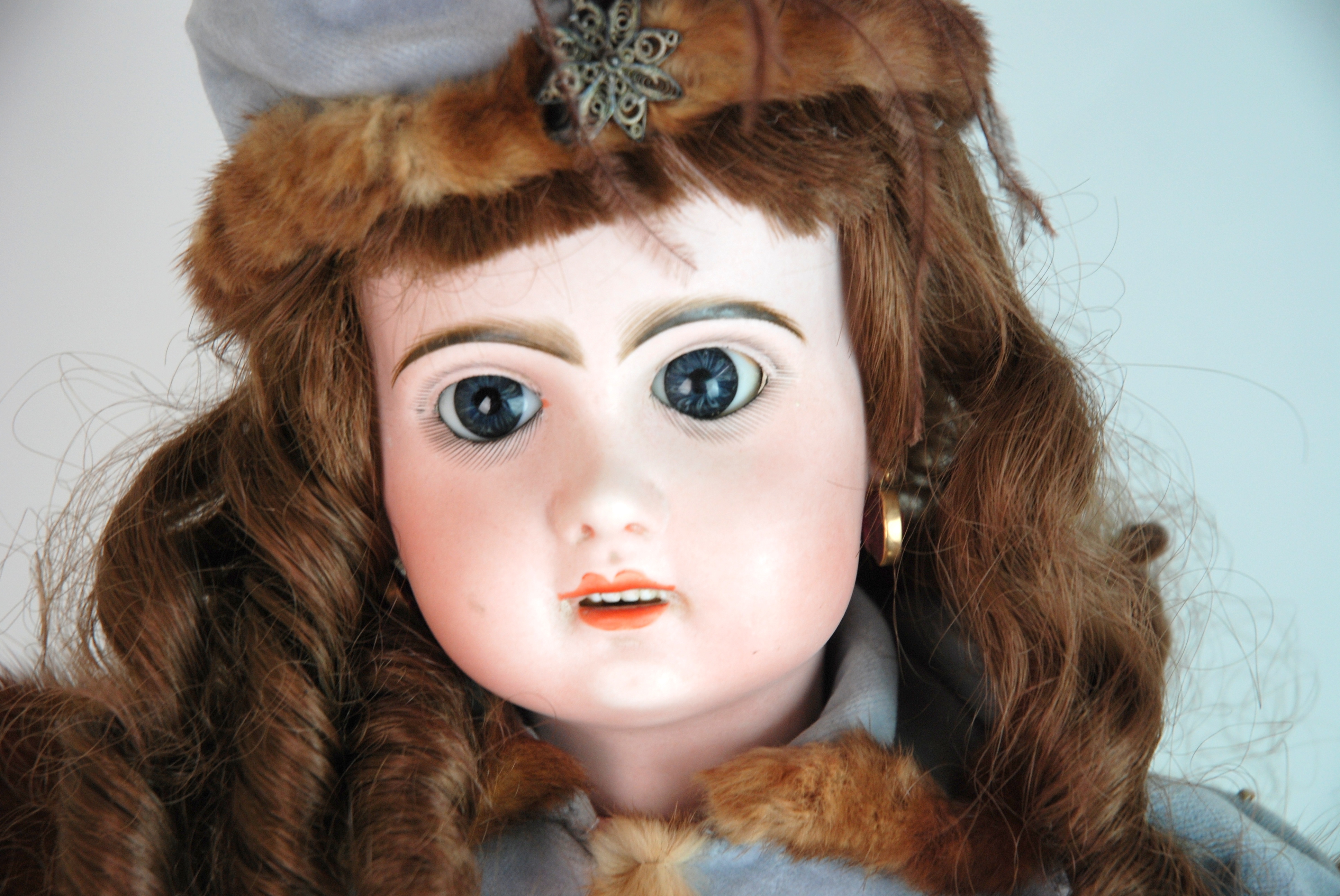 A late Jumeau bisque-headed doll with fixed blue eyes, open mouth, pierced ears and painted - Image 2 of 2