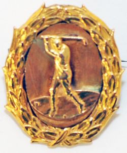 LNER Golf Club 9ct gold pin-back Bisset & Stewart 1934 Golf Medal to A.A. Crumb.