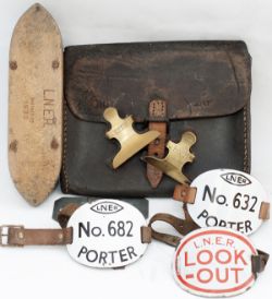GNR small leather SATCHEL together with 2x brass Bulldog Clips GNR and LNER, a zinc key tag No
