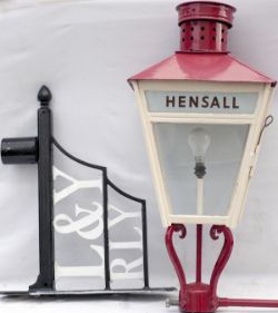 LYR platform lamp with glass lamp tablet HENSALL. Nicely restored and complete with a professionally
