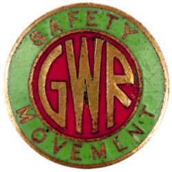 GWR lapel badge enamelled GWR SAFETY MOVEMENT, measuring 3/4inch diameter and marked on back