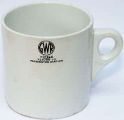 GWR porcelain 1 pint china mug, GWR roundel and HOTELS RETURN TO PADDINGTON STATION on the side