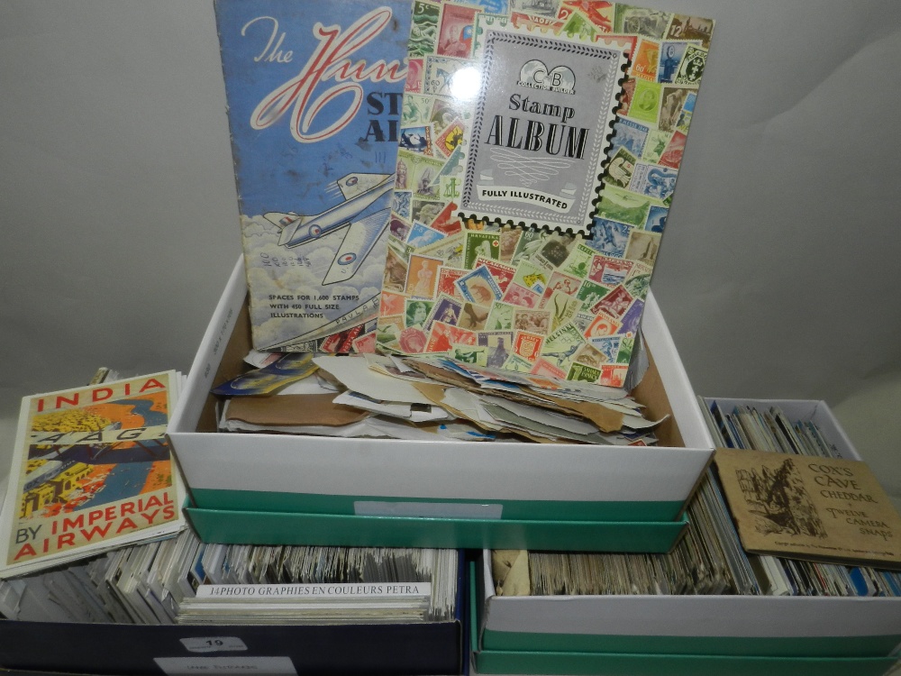 A large collection of various postcards to include museum examples,