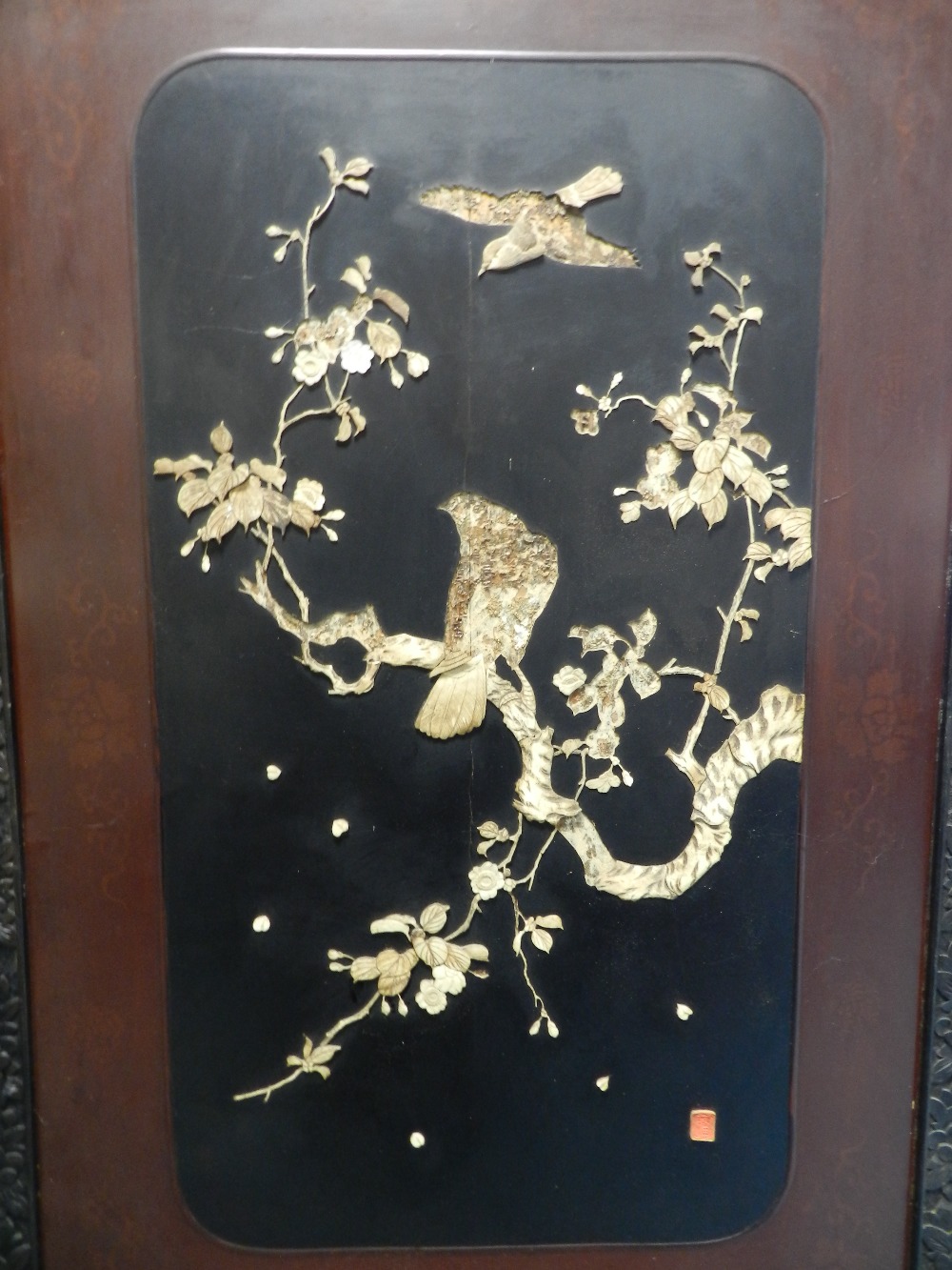 A Chinese coromandel and lacquer two fold draught screen - Image 6 of 6