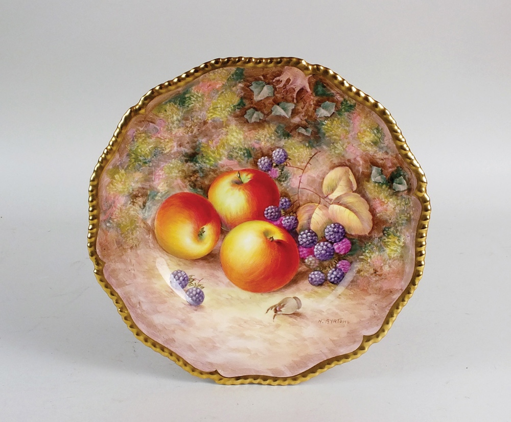 A Royal Worcester porcelain cabinet plate, 1960s, painted by Harry Ayrton,