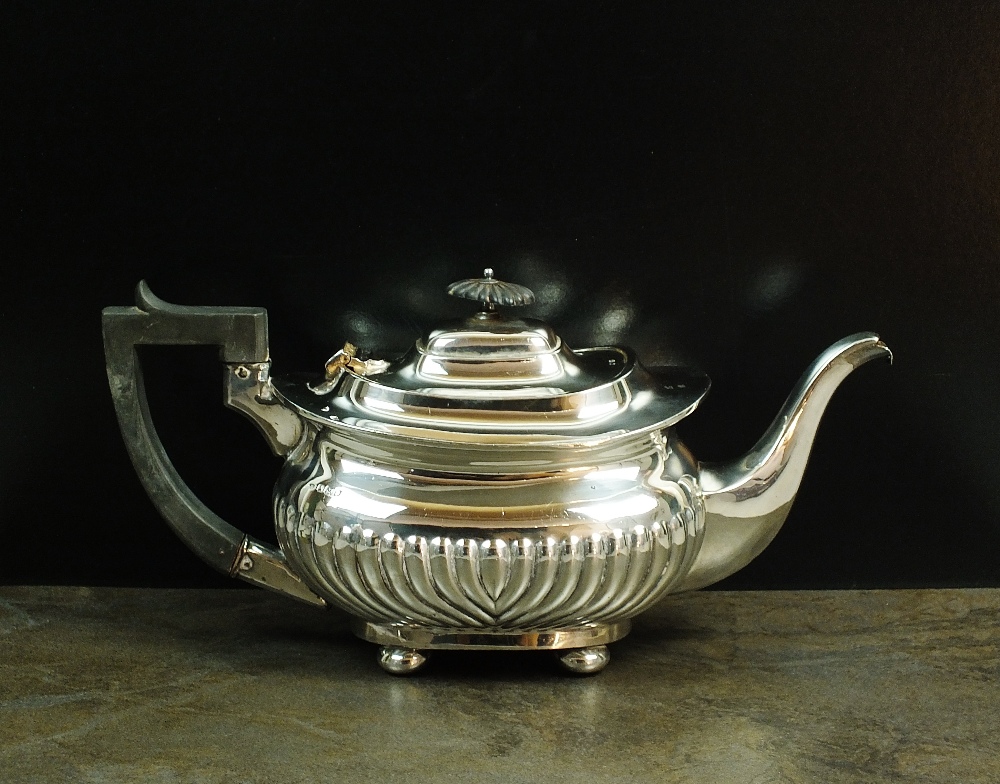 A Victorian silver teapot, JG, London 1898,