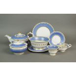 A Chamberlain's Worcester porcelain tea service, Regency period,