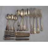 A mixed lot of antique silver flatware comprising three table forks, variant kings/queen's patterns,