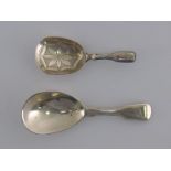 Two George IV silver caddy spoons, one fiddle pattern, WB, probably William Bainbridge, London,