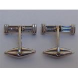 A pair of 18 carat white gold bar cuff links, Italian standard marks, 7gms Condition report good