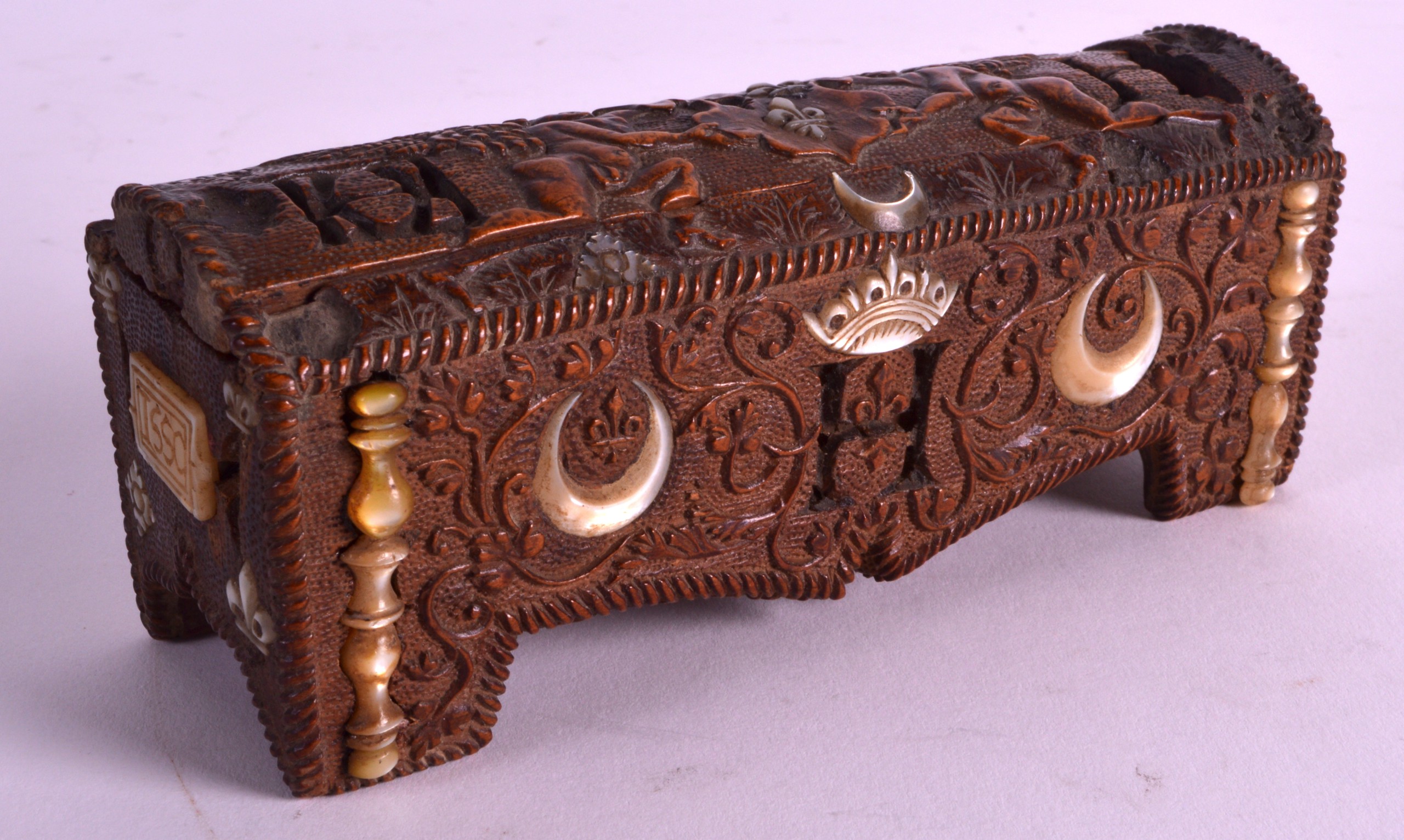 AN 18TH/19TH CENTURY CARVED NORTHERN EUROPEAN MARRIAGE BOX with sliding top, mother of pearl - Image 2 of 2