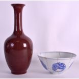 A CHINESE KANGXI BLUE AND WHITE BOWL bearing Chenghua marks to base, painted with stylised