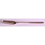 AN EARLY VICTORIAN DOUBLE ENDED MARROW SCOOP. London 1838. 8.75ins wide.