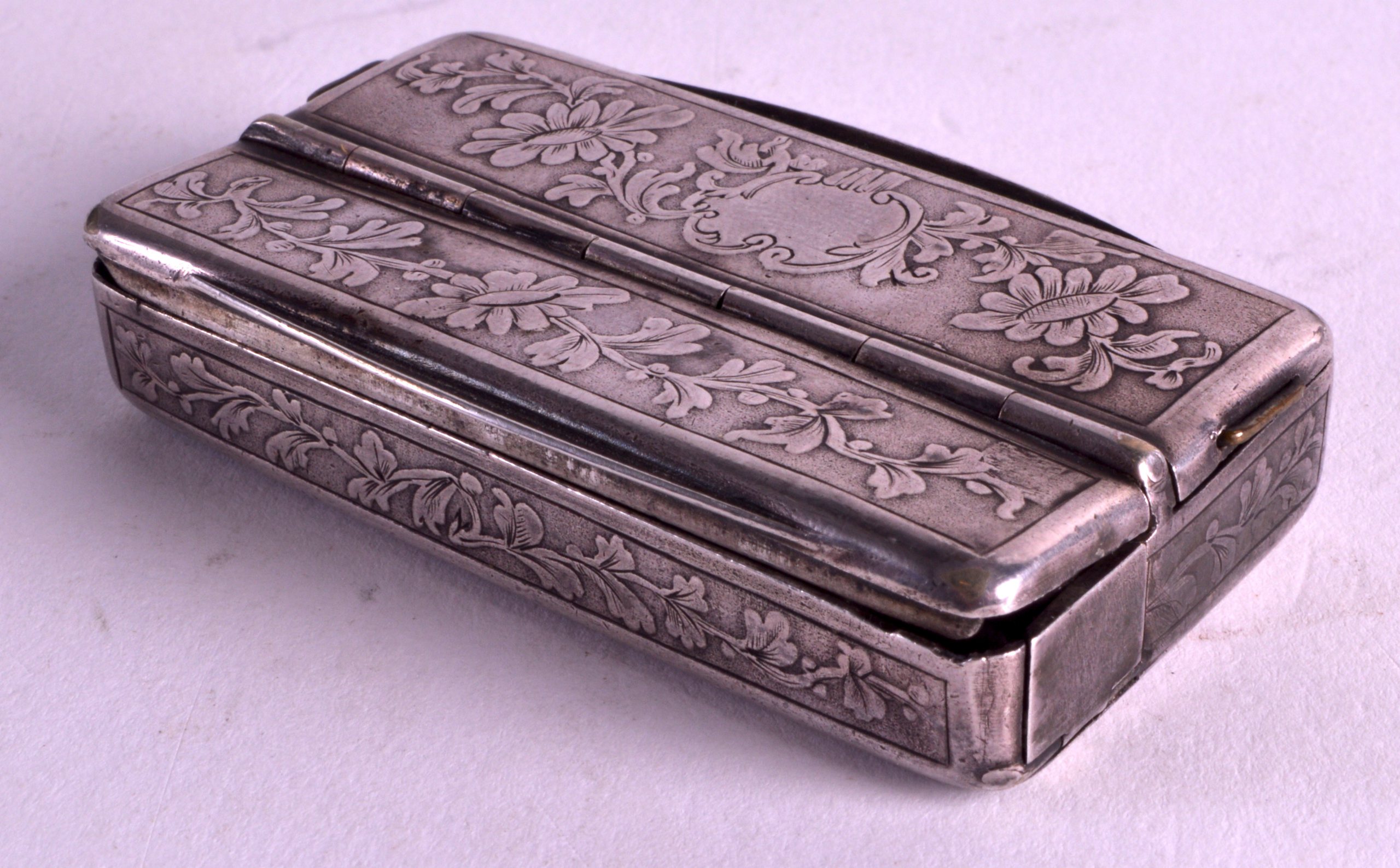 A VERY RARE 19TH CENTURY FRENCH SILVER SNUFF BOX with unusual Vesta feature & folding candle. 2.5ins