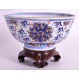 A GOOD LATE 19TH CENTURY CHINESE DOUCAI PORCELAIN BOWL Guangxu mark and period, painted with