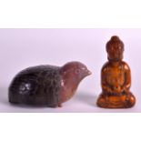 AN EARLY 20TH CENTURY CHINESE CARVED HARDSTONE 'QUAIL BOX' AND COVER together with a carved horn
