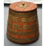 AN EARLY 20TH CENTURY 'QUEEN GOD BLESS HER' OAK BARREL. 2Ft high.