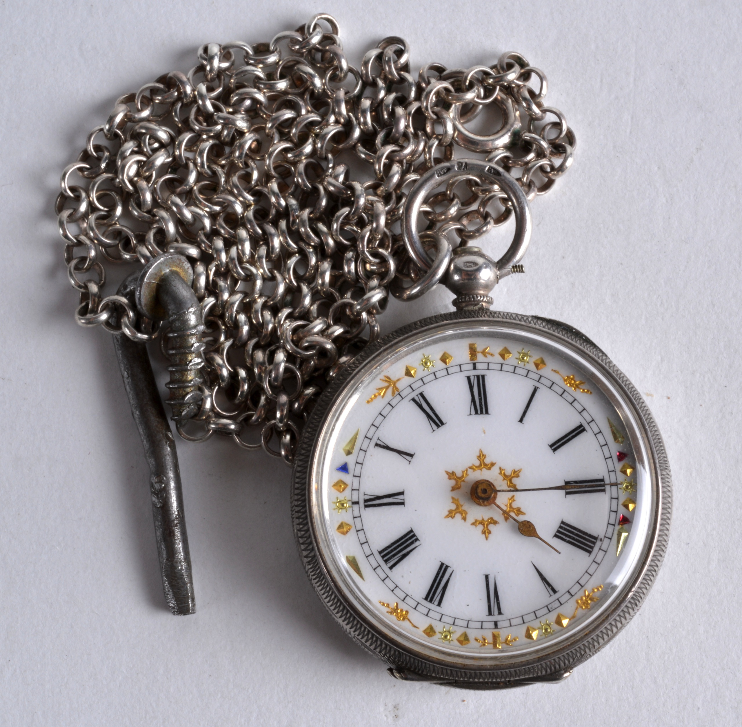 A LATE 19TH/20TH CENTURY CONTINENTAL LADIES SILVER FOB WATCH the dial highlighted in gilt with