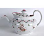 AN 18TH CENTURY NEWHALL BOAT SHAPED TEAPOT & COVER painted with scattered flowers No. 191. 10.5ins