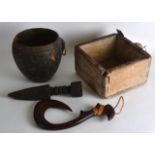 AN UNUSUAL EARLY 20TH CENTURY CARVED AFRICAN TOOL together with an early storage jar etc. (4)